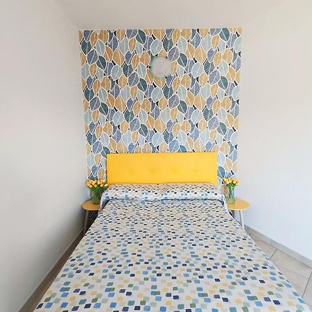 Affittacamere Center Room 托尔托利 外观 照片